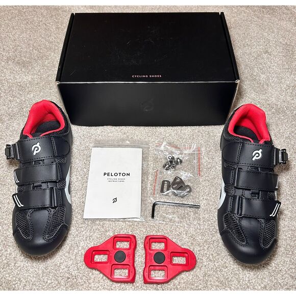 Peloton Ear Buds & Unisex Bike Shoes with Cleats in Box Size 38EU/7.5 US Women's - Picture 2 of 8